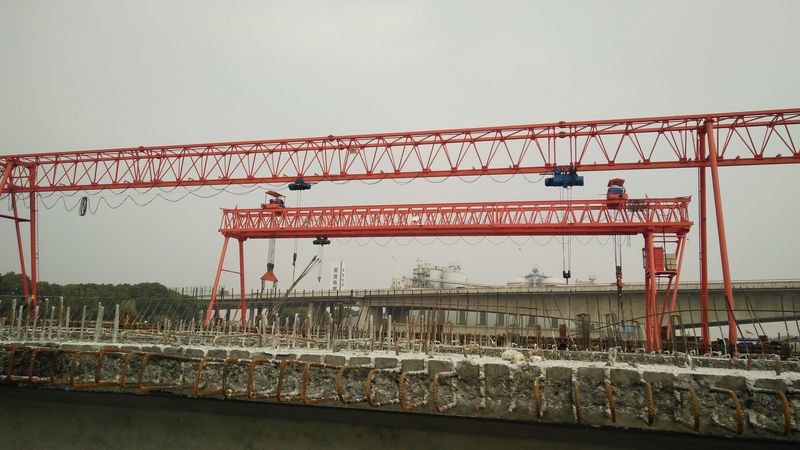 提梁機MGE80+80-39.9M 吳江明港製梁場1